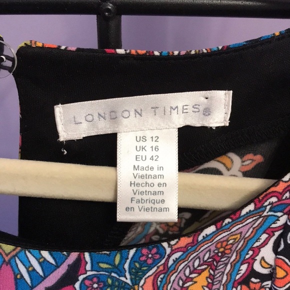 New Maxi, Multicolored Dress by London Times. - Picture 2 of 5